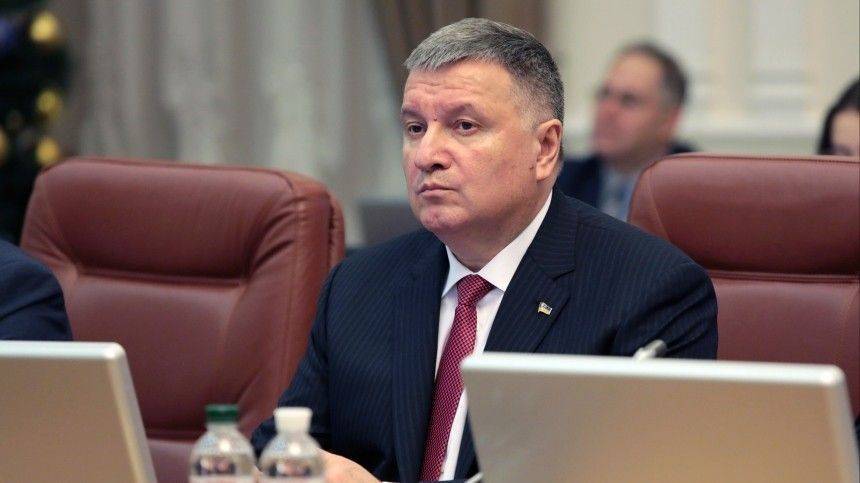 Арсен Аваков предложил депутатам заняться продажей наркотиков