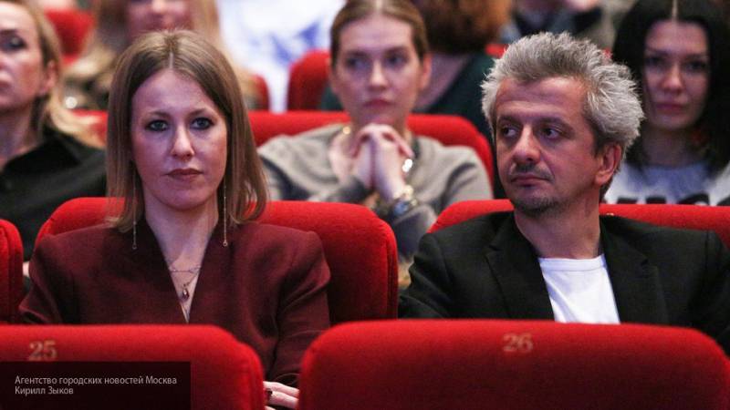 Собчак и Богомолов будут вести премию "Жара" в Баку