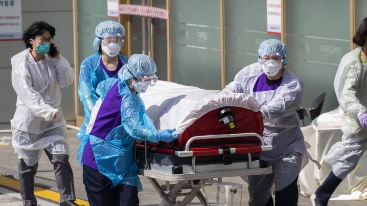 Количество жертв нового коронавируса в Южной Корее достигло 35