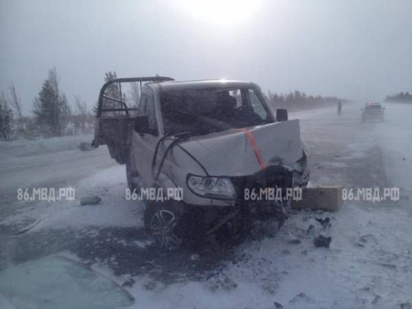 На трассе Сургут - Когалым столкнулись "УАЗ" и "Киа", погибли двое