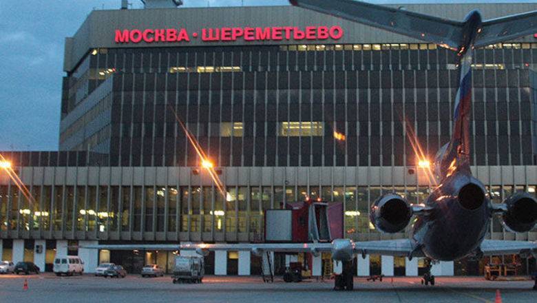 Неизвестный сообщил о бомбе в самолете, вылетевшем из Москвы в Омск
