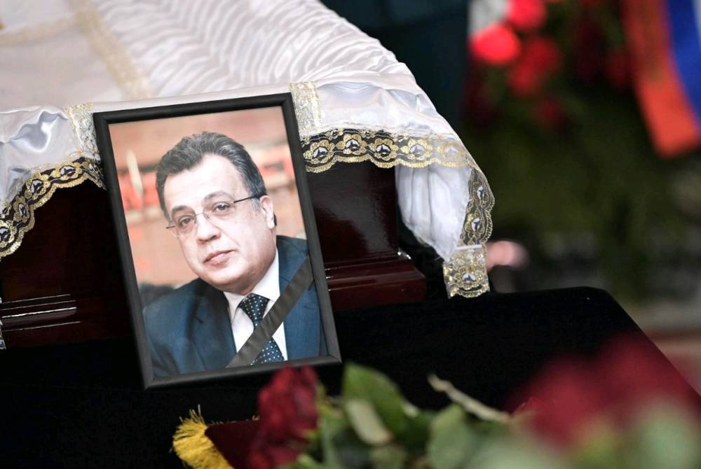 В Турции потребовали оправдать пятерых обвиняемых по делу об убийстве Карлова