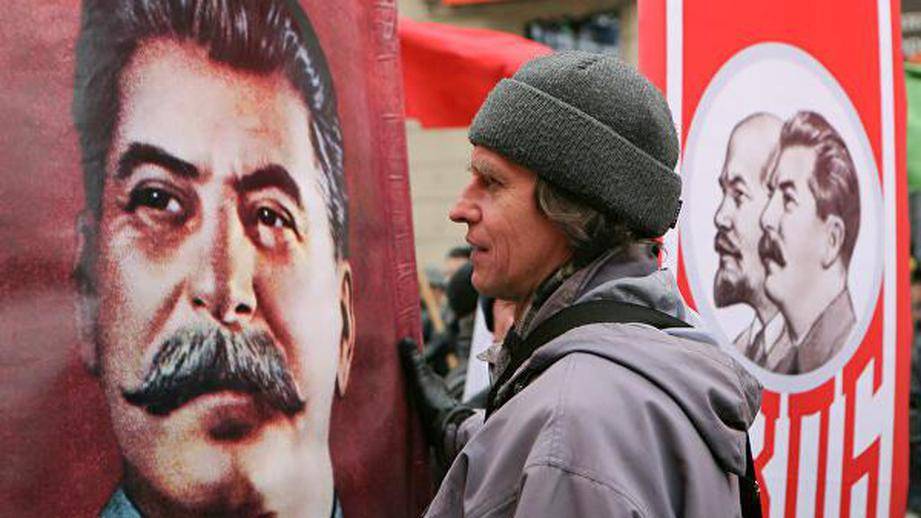 Годовщину смерти Сталина отметят праздничным салютом в Екатеринбурге