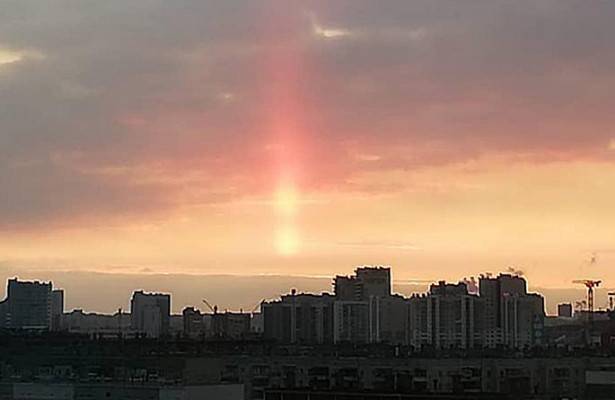 В Челябинске столб света в небе приняли за пришествие Терминатора