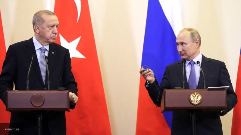 Турция запустила антироссийскую кампанию в преддверии переговоров Путина и Эрдогана
