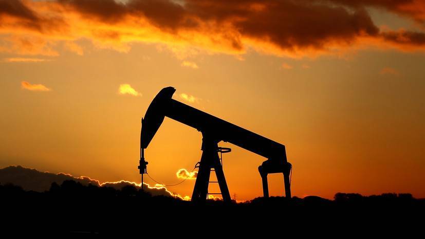ОПЕК одобрила допсокращение добычи нефти на 1,5 млн баррелей в сутки