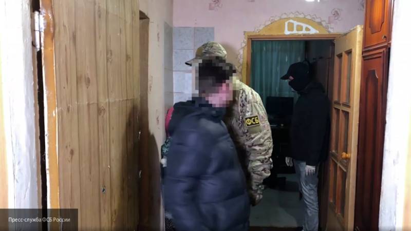 Верховный суд Крыма оставил двоих подростков, готовивших теракт в Керчи, под арестом