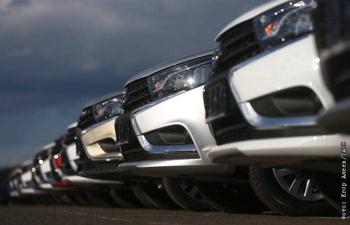 Продажи "АвтоВАЗа" в феврале оказались самыми низкими с 2017 года