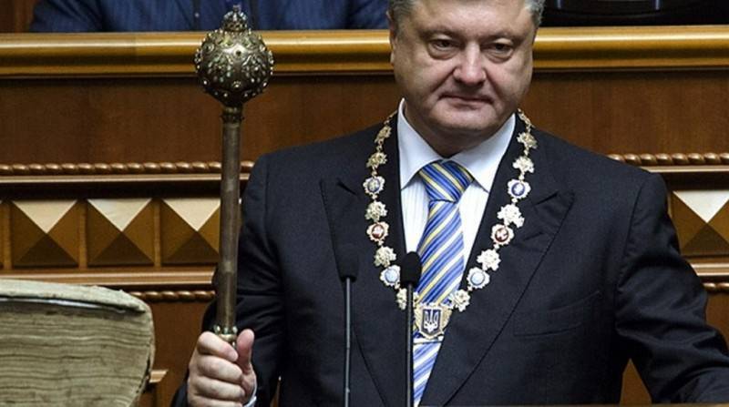 Колониальный Киев будет строго следовать курсом Порошенко – депутат Рады