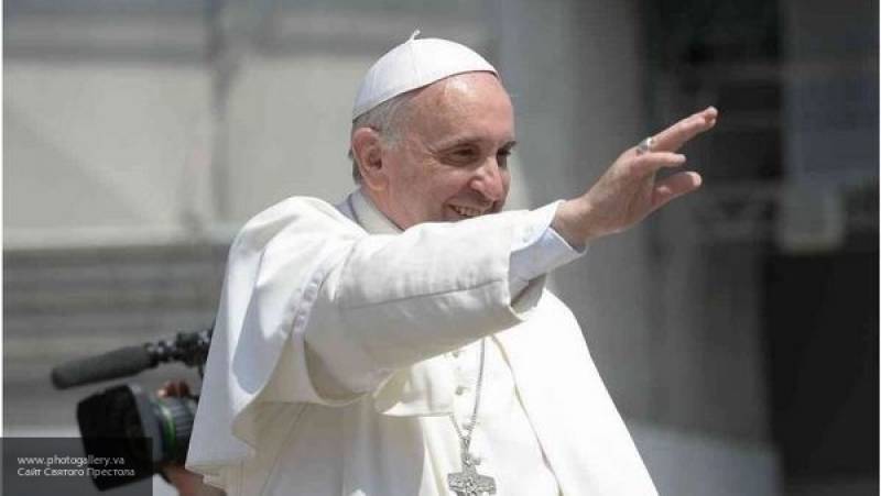 Папа Римский Франциск выздоравливает после отмены нескольких мероприятий