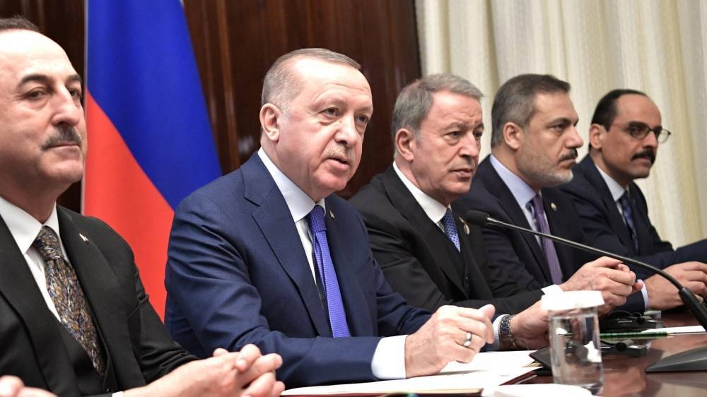 Эрдоган заявил о праве Турции отвечать на действия правительственных сил Сирии