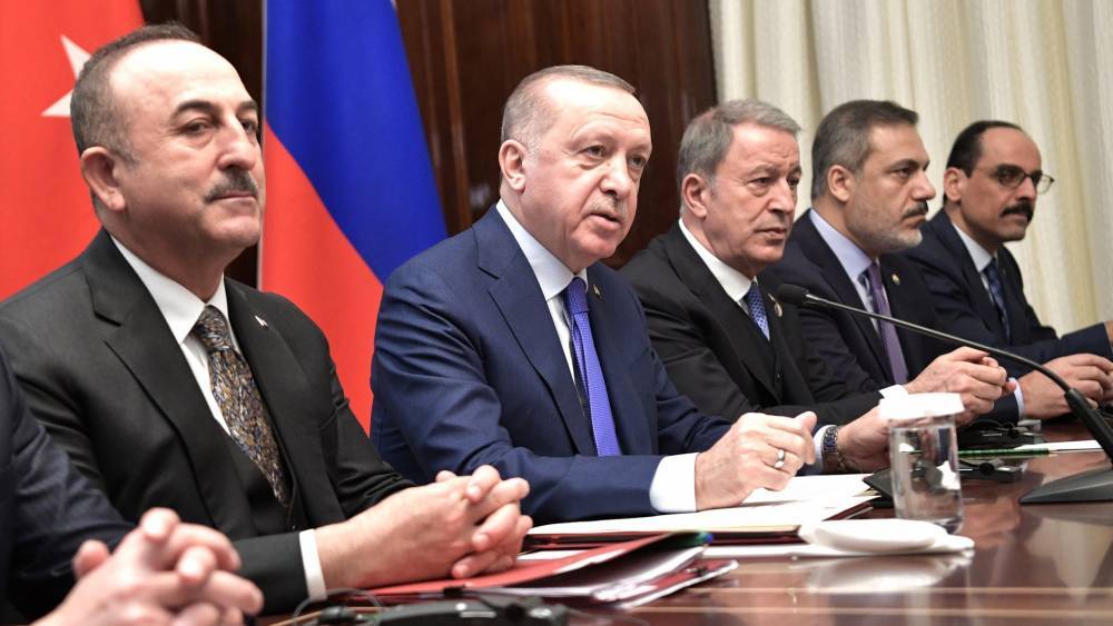Эрдоган подчеркнул готовность Турции отвечать на действия Дамаска в Сирии