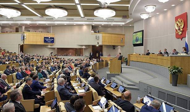 Украинцы потянутся в РФ: Госдума приняла закон о гражданстве
