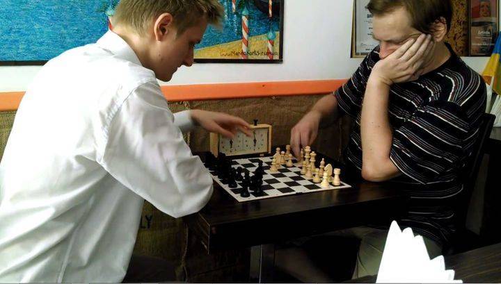 "Пора уже нам опомниться": погибший в Москве мужчина оказался чемпионом Украины по шахматам