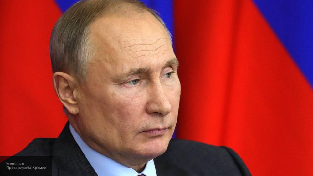 Путин: новые вызовы и возможности должны быть отражены в Конституции