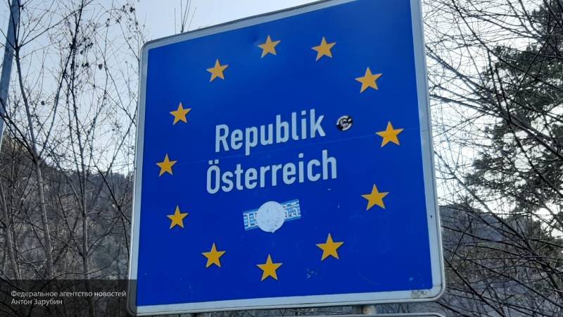 МИД Австрии: ЕС не позволит Турции шантажировать его беженцами