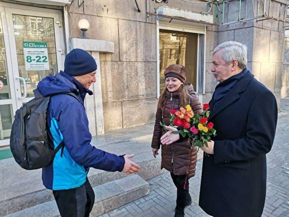 К 8 марта в Челябинскую область завезли 320 тыс. цветов