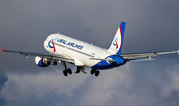 Несколько российских авиакомпаний из-за коронавируса отменили невозвратные билеты