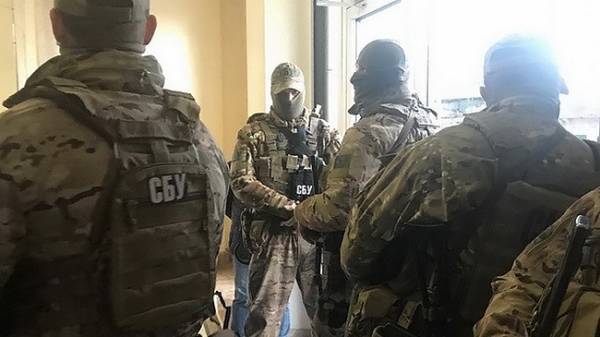 Агенты СБУ могли заложить бомбу в кабинет Гиви в Донецке