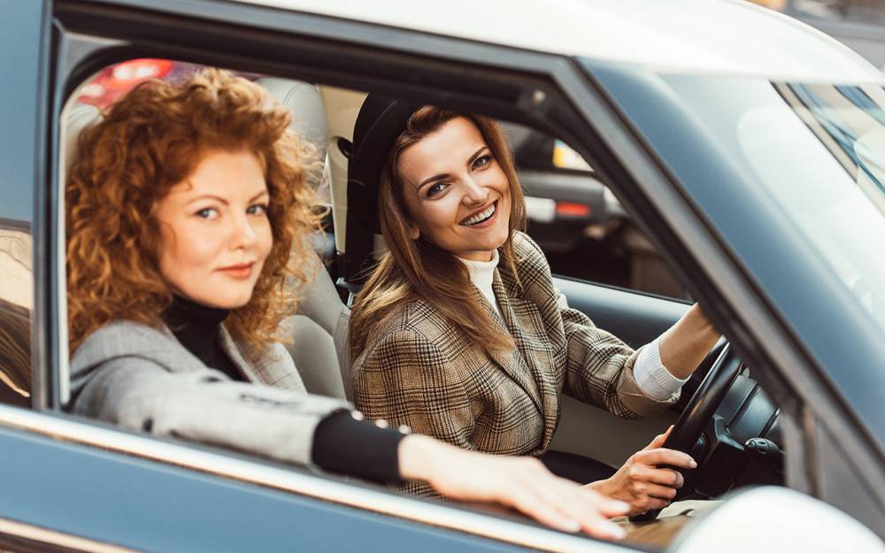В России женщин-водителей стало в 6 раз больше