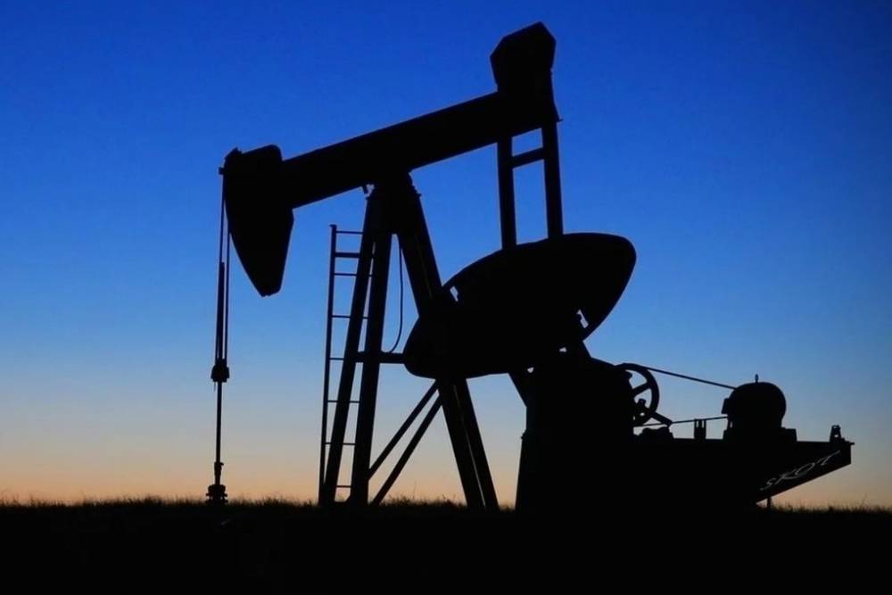Цена нефти Brent упала ниже $48 впервые с лета 2017 года