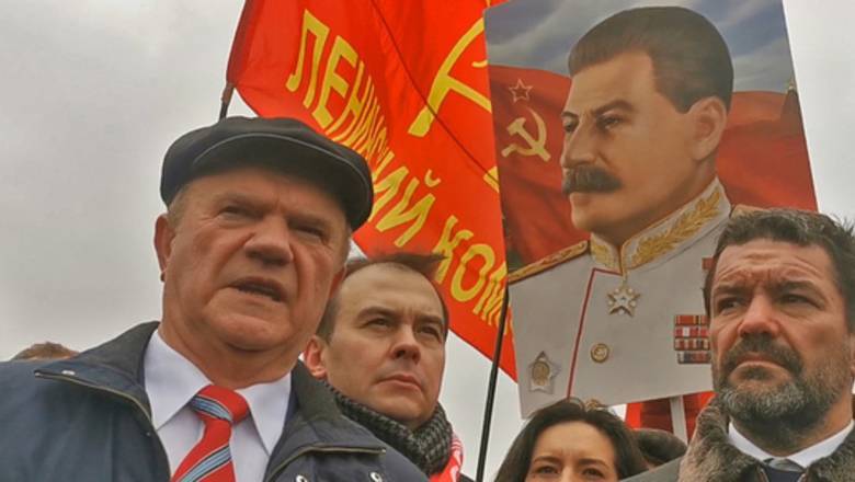 Зюганов еще раз призвал Путина учиться у Сталина