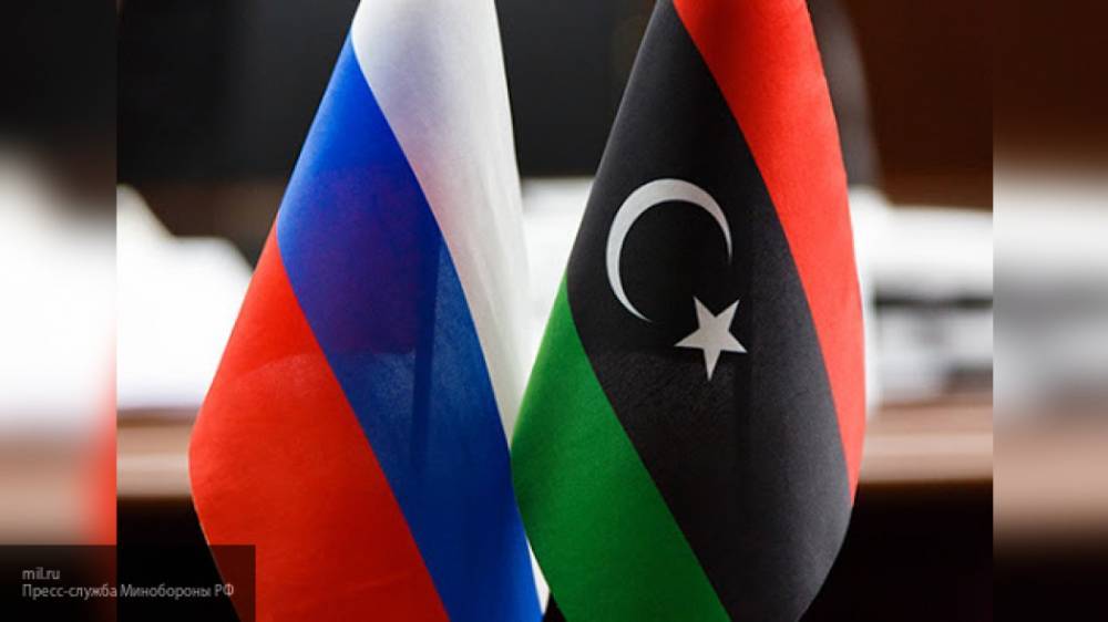 Россияне поддерживают задержанных в Триполи социологов у посольства Ливии