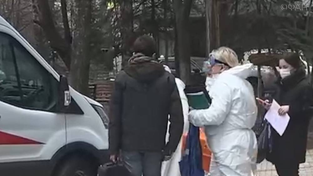 Двух студентов госпитализировали с подозрением на коронавирус в Москве. ФАН-ТВ