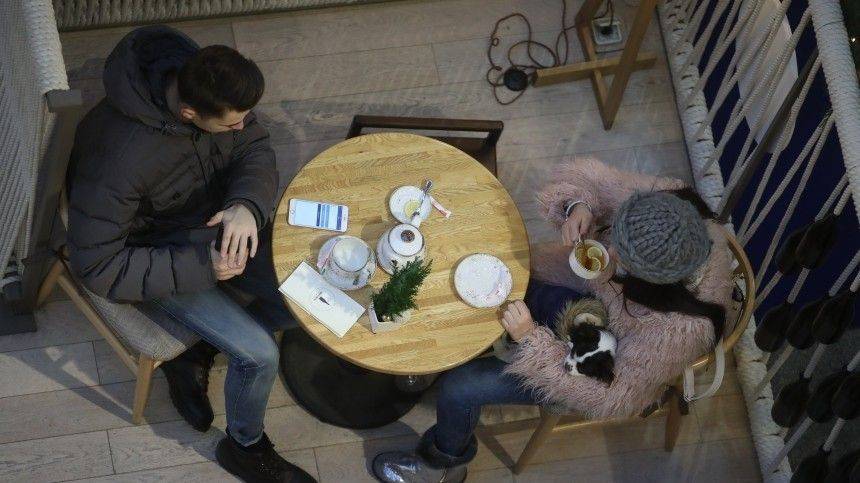 «Работники» грузинского ресторана потребовали от петербуржца оплатить чужой счет