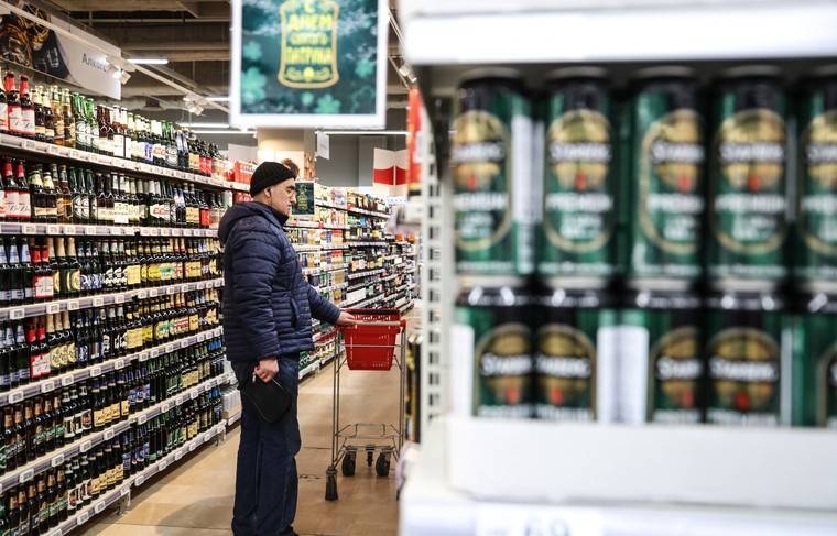 Россияне стали меньше покупать пиво перед 8 марта