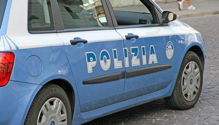 Убегавший от полиции итальянский арбитр погиб под колесами поезда