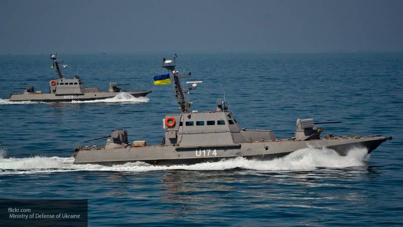 Украинский военный эксперт Самусь надеется спасти ВМС списанными кораблями США