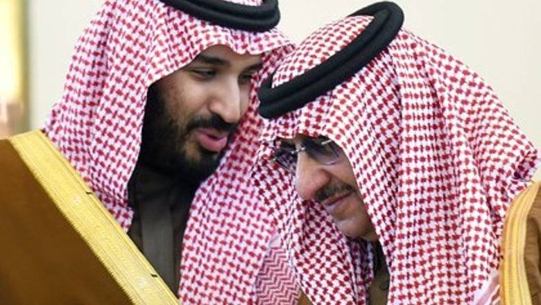 Брата и племянника короля Саудовской Аравии арестовали по обвинению в госизмене