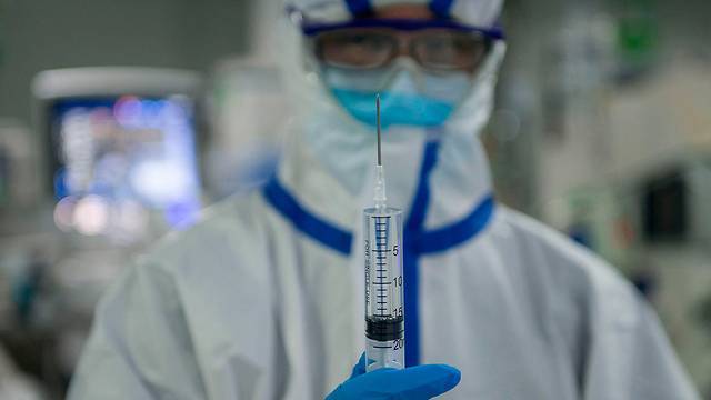 Новое о коронавирусе после 100 тысяч зараженных: кто болеет, кто умирает, как лечить