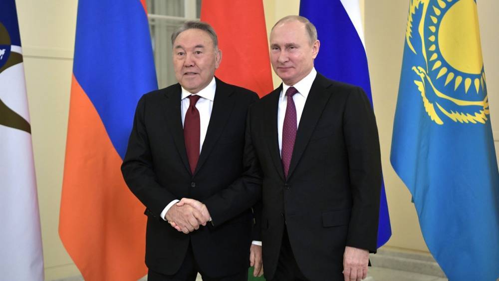 Путин и Назарбаев обсудили визит лидера Казахстана в Москву