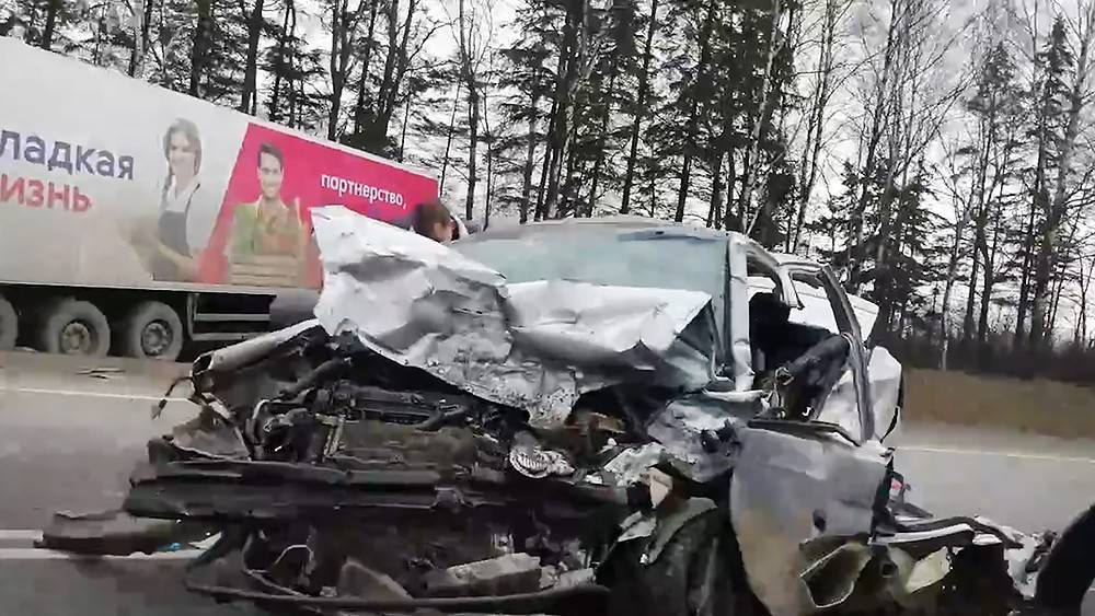 Массовая авария со школьным автобусом под Владимиром (видео)
