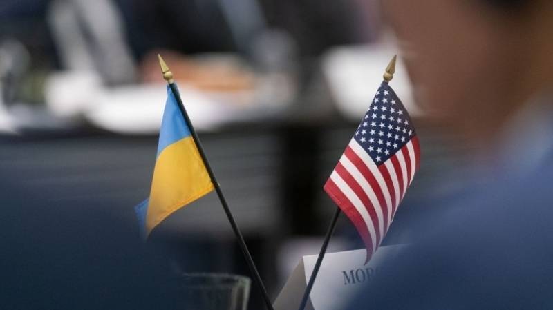 Киев по инструкции США использует коронавирус, чтобы посеять панику в России