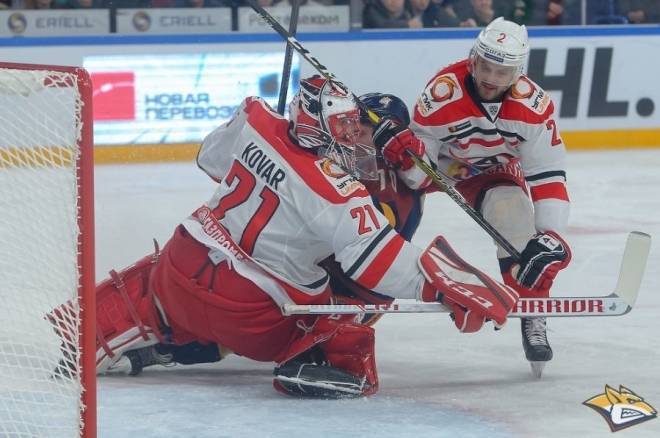 «Барыс» увеличил лидерство в серии с «Металлургом» в плей-офф КХЛ
