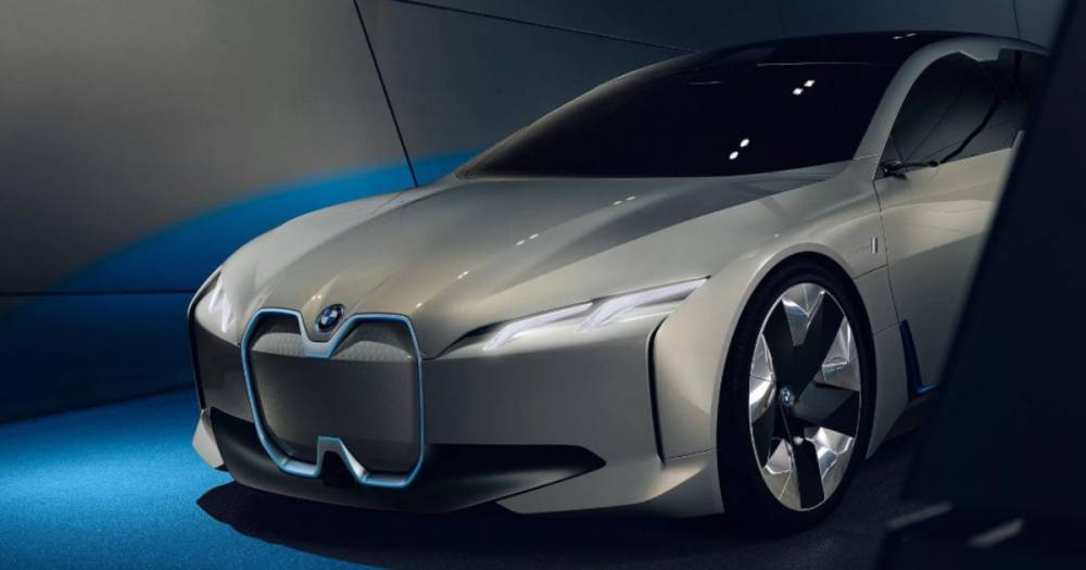 Концерн BMW объявил об изменении логотипа