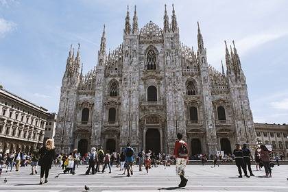Власти Италии решили закрыть Венецию и Милан