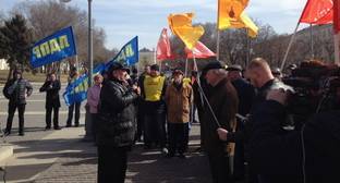 Оппозиция выступила вместе с противниками сноса гаражей в Астрахани