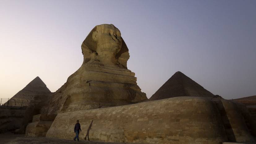 Египтянин скончался при падении с пирамиды в Гизе