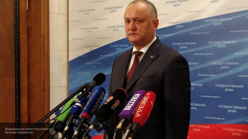 Додон прервал визит в Россию из-за выявления в Молдавии коронавируса