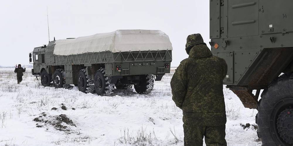 Российские военные отработали ракетную атаку из "Искандеров" на Балтике