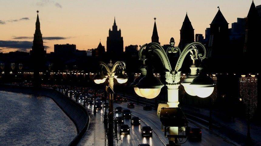 Синоптики рассказали о погоде в Москве перед рабочей неделей