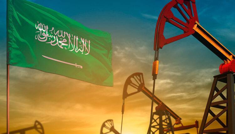 Bloomberg: Саудовская Аравия после срыва сделки ОПЕК+ решила значительно нарастить добычу нефти