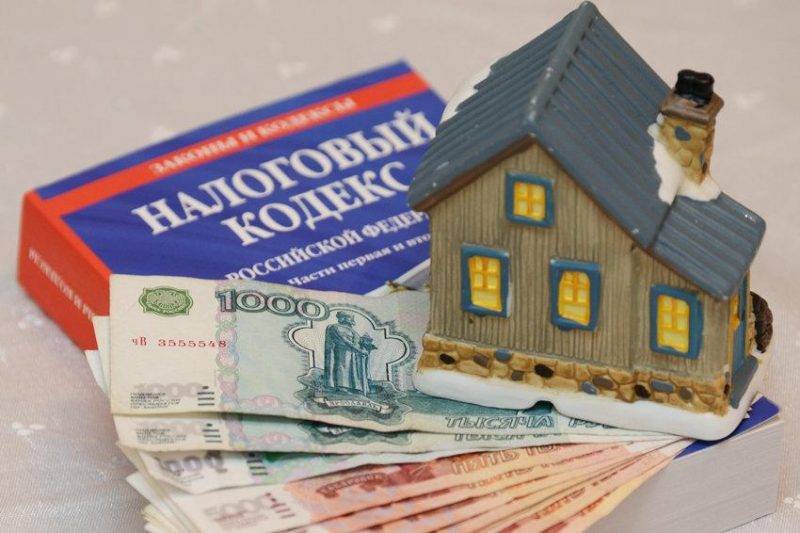 Почему россияне должны платить налоги за дом, если они свое жилье построили сами