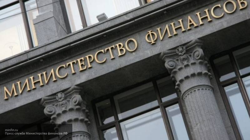 Минфин стабилизирует курс рубля продажами валюты по бюджетному правилу