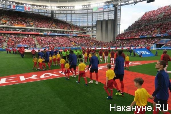 УЕФА отменил рукопожатия футболистов перед матчами из-за китайского коронавируса