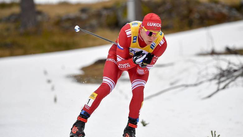Александр Большунов с Урала стал первым на этапе Кубке мира по лыжным гонкам